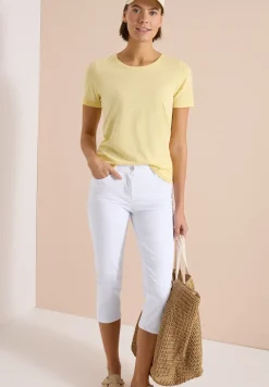 3/4 Slim Leg jeans in Slim Fit