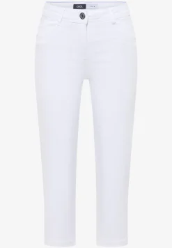 3/4 Slim Leg jeans in Slim Fit