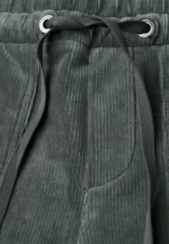 Loose Fit corduroy broek