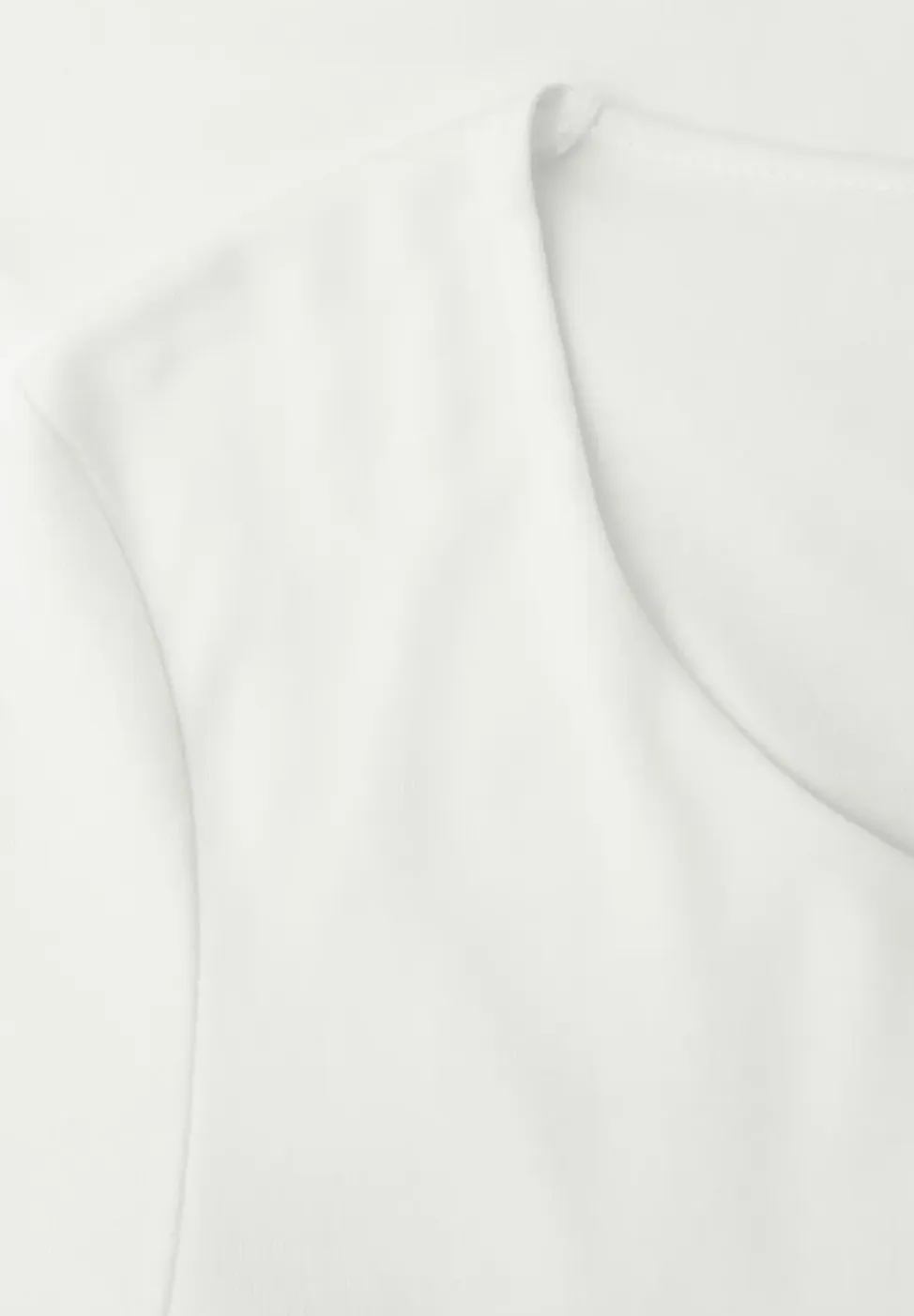 Shirt met hartvormige halslijn