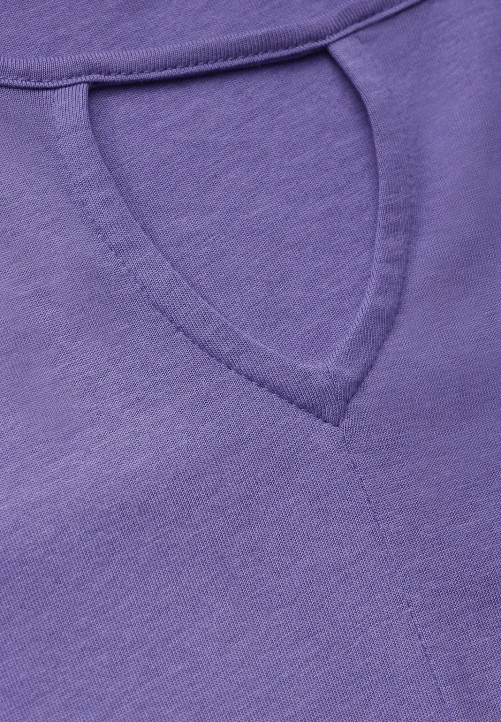 Shirt met lange mouwen en uitsnijding